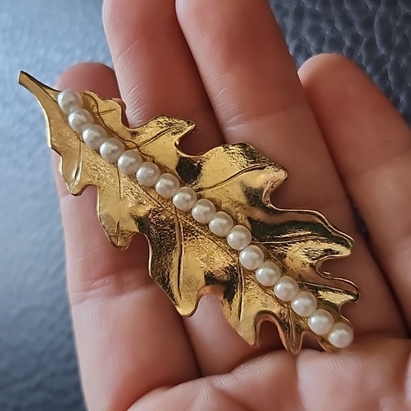 VTG Lady Ellen hair clip - Picture 5 of 7